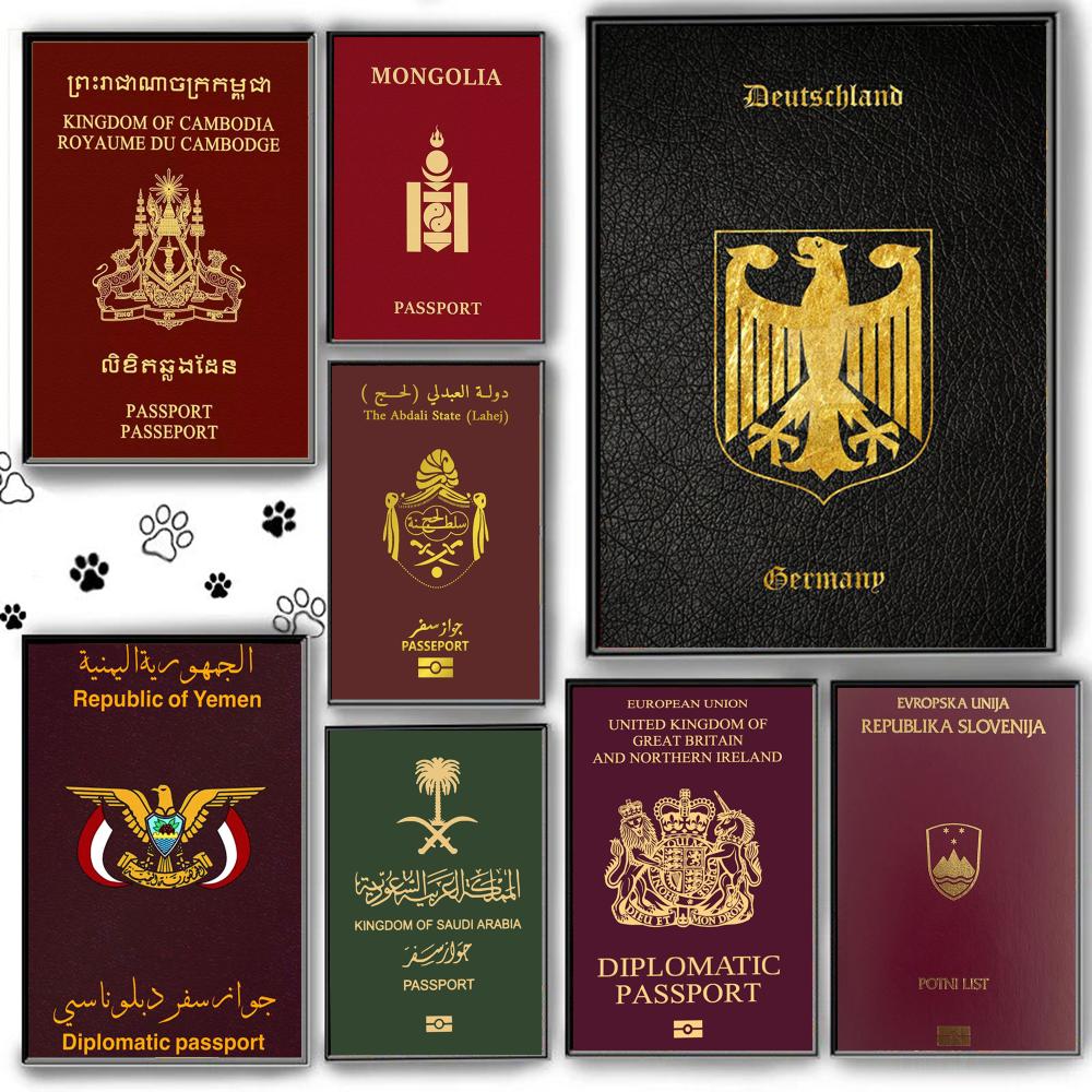 Tiefrotes Reisepass-Poster mit – Home Office For Passport Bewertung und Preis